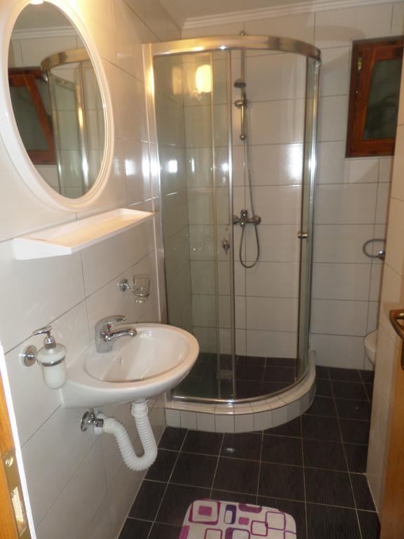 Guesthouse Titi Mostar Buitenkant foto