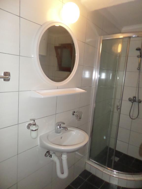Guesthouse Titi Mostar Buitenkant foto